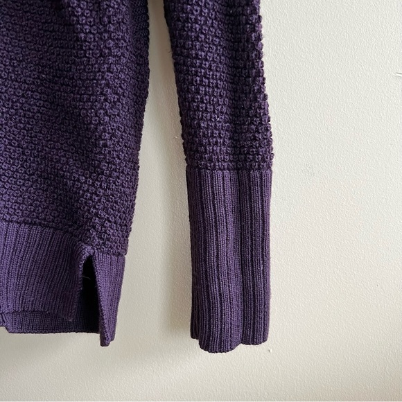 Lululemon 100% merino wool turtleneck sweater - Picture 3 of 5